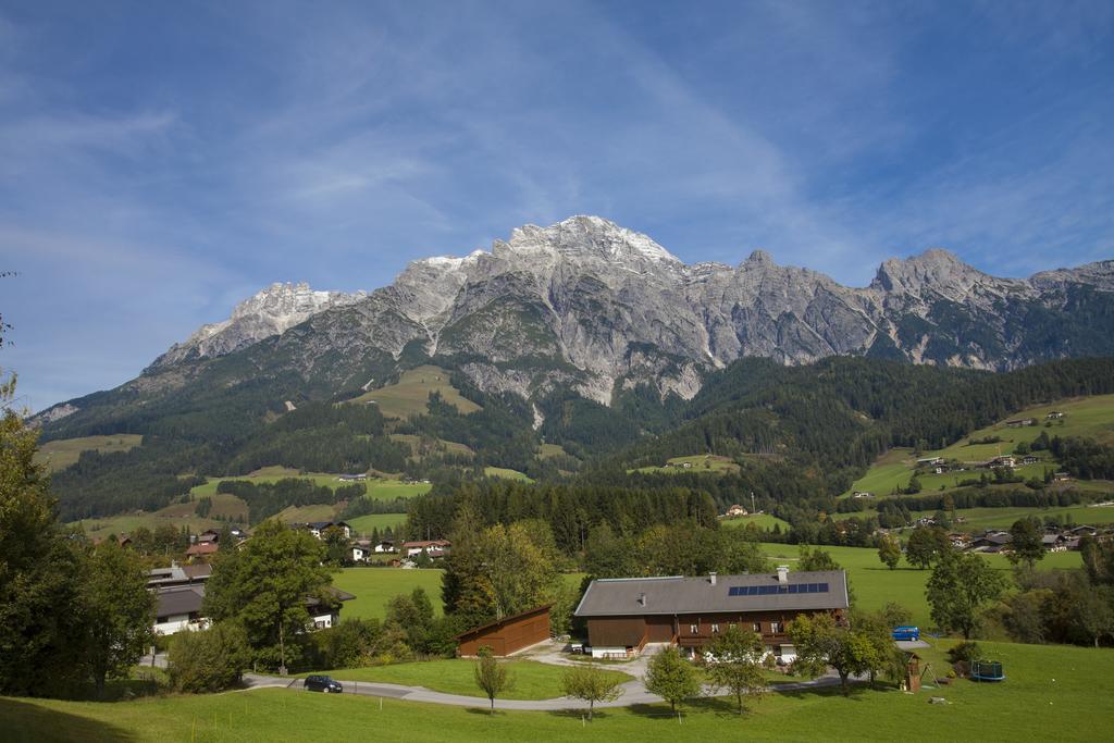 Ferienwohnung John Seymour Leogang Ruang foto